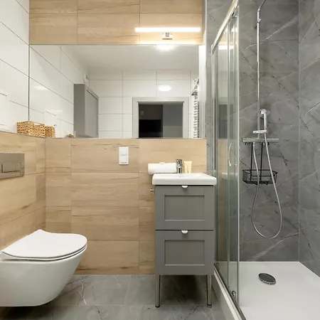 Cosy Studio With The Parking & River View By Renters * ヴロツワフ